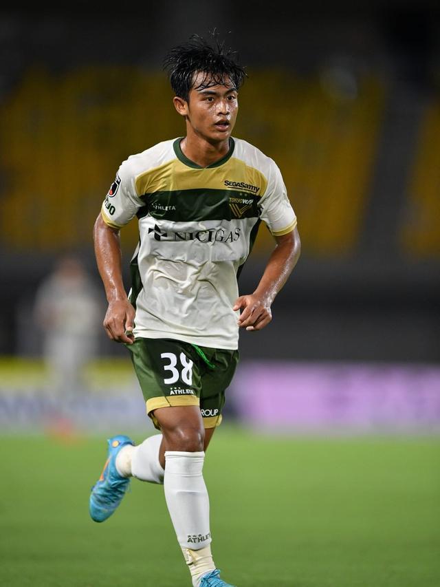 Pratama Arhan – Tokyo Verdy (Japan)