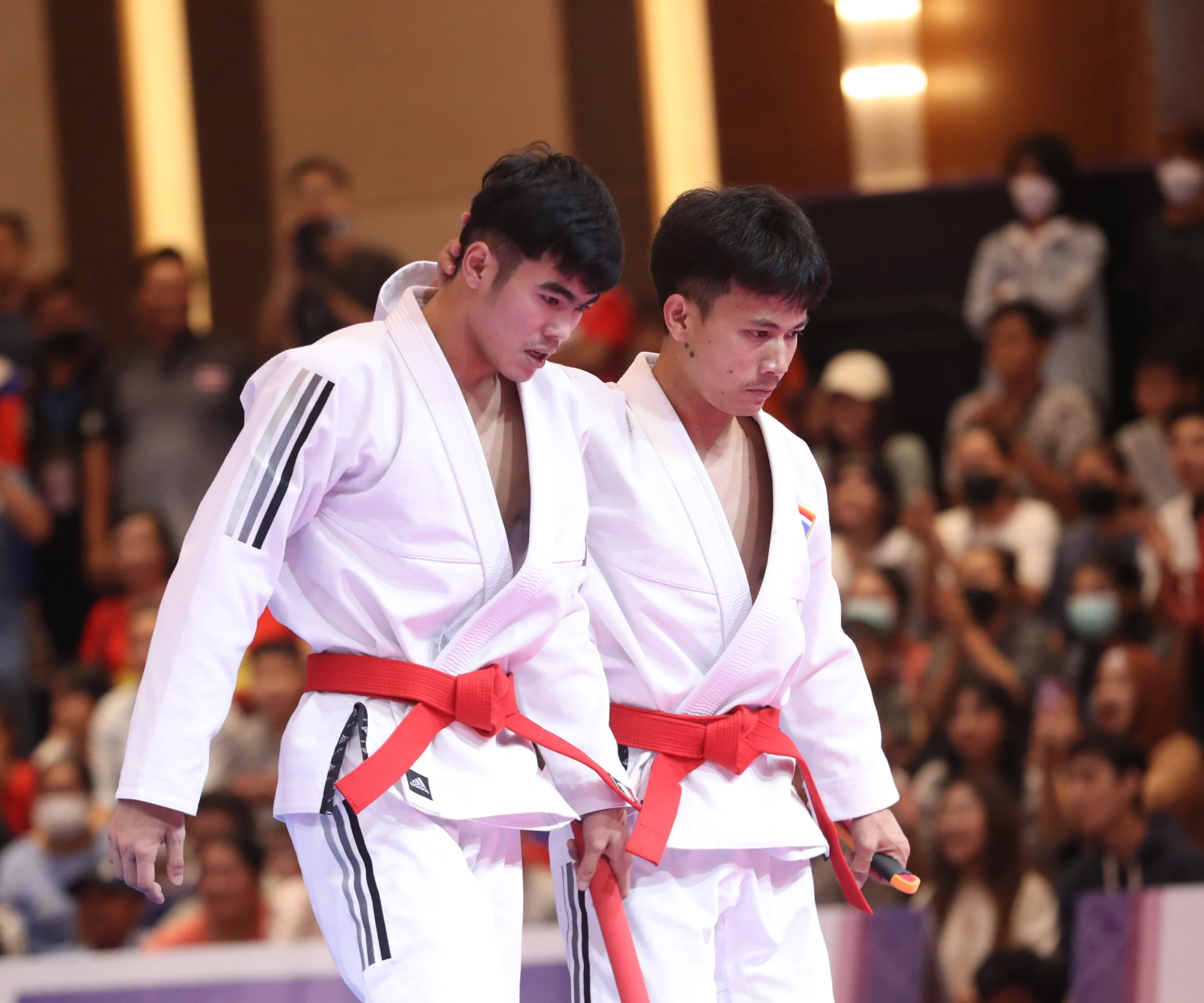 Nawin Korkaew និង Panuwat Deeyatam ជា​កីឡាករ​ Jiu-jitsu ថៃ